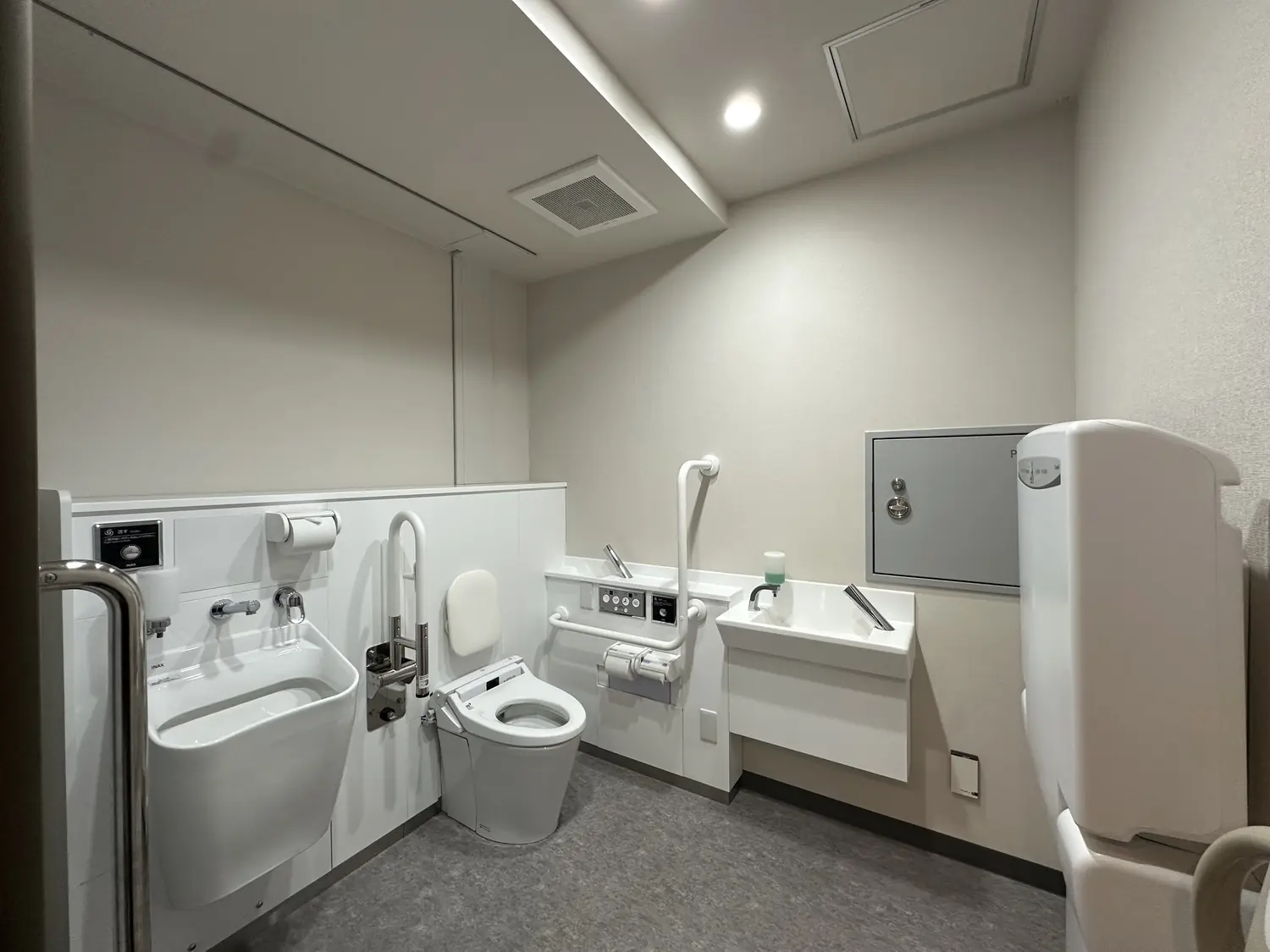 共用部 トイレ写真 1